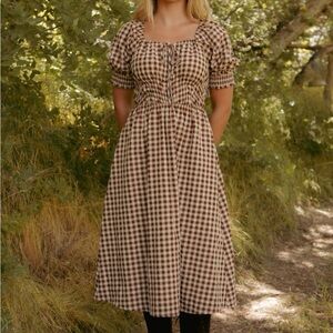 Ivy City Co Kaitlyn Brown and Cream Gingham Midi Dress